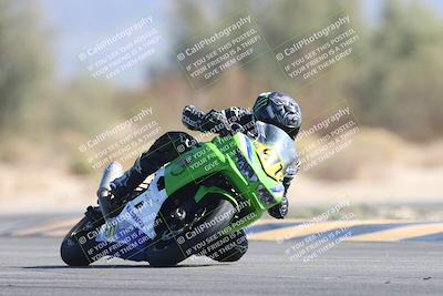 media/Nov-01-2025-CVMA (Sat) [[fc0f7531b8]]/Race 4-500-400-350 Supersport/